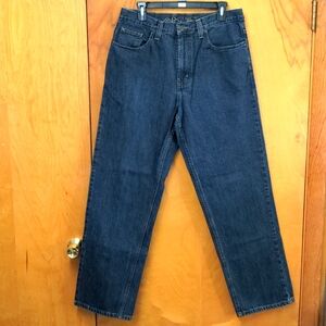 EUC Axist Relaxed Fit Jeans 32